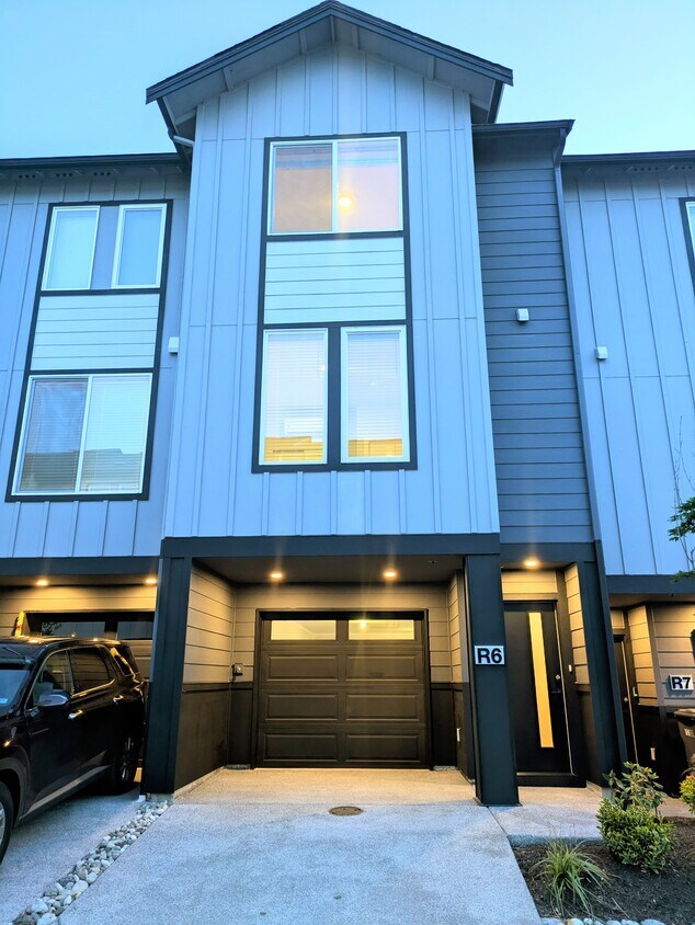 Foto principal - 14707 87th Ave SE