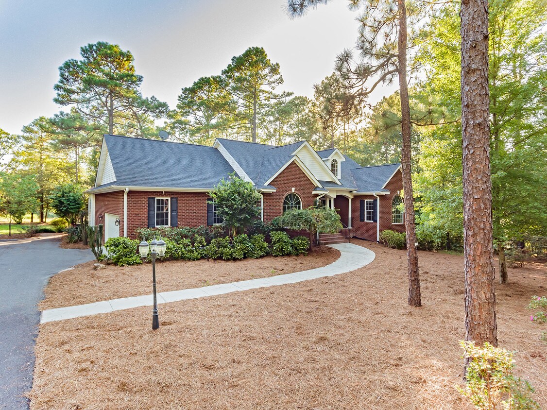 Primary Photo - 469 Thimbleberry Dr