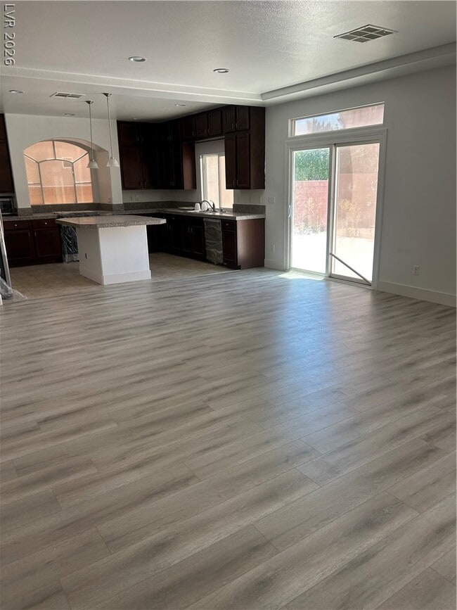Building Photo - 6319 Stag Hollow Ct