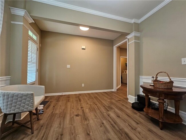 Building Photo - 2216 Worrall Hill Dr