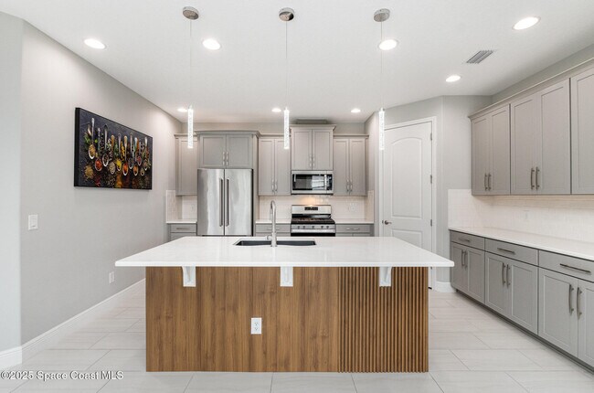 Building Photo - 7940 Sedem Pl