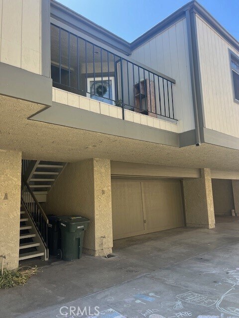 Foto del edificio - 675 W 18th St