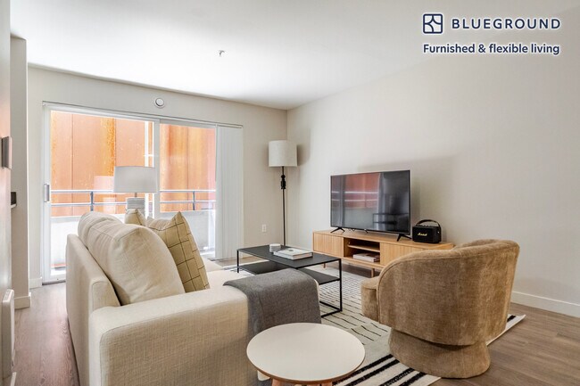 Foto del edificio - 526 Yale Ave N