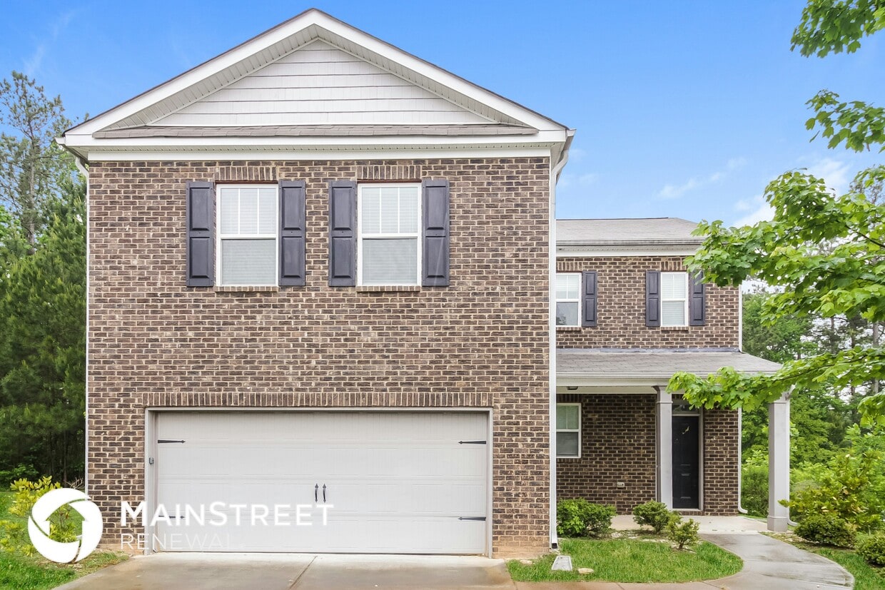 Primary Photo - 2944 S Hills