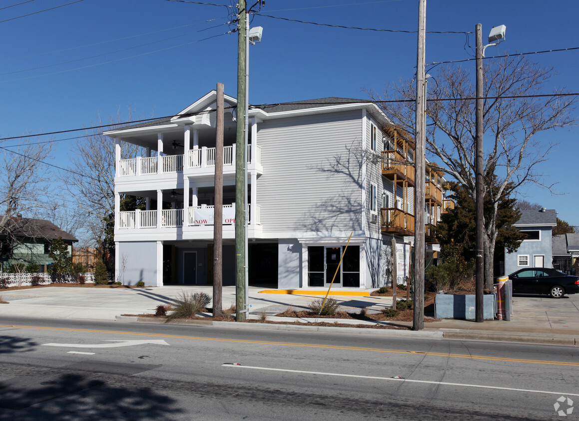 Building Photo - Beaufort Harbour Suites