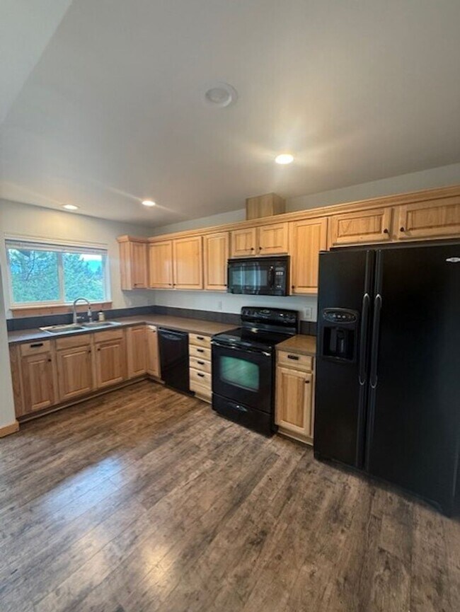 Foto del edificio - Adorable Roslyn Ridge Condo