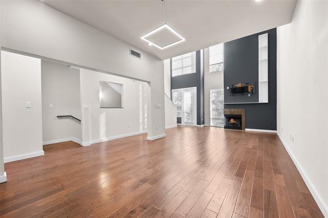 Foto del edificio - 6927 Sumner St