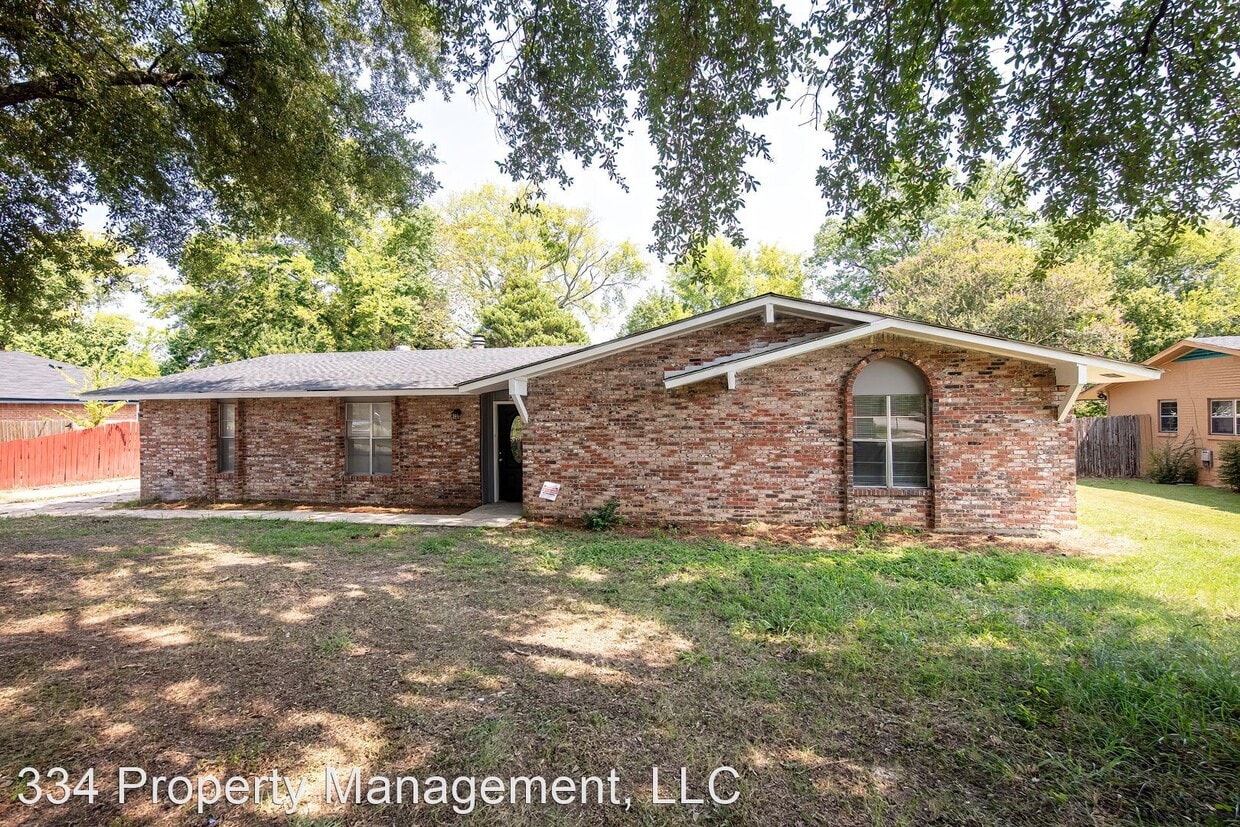 Primary Photo - 4 br, 2 bath House - 5613 Carriage Hills D...