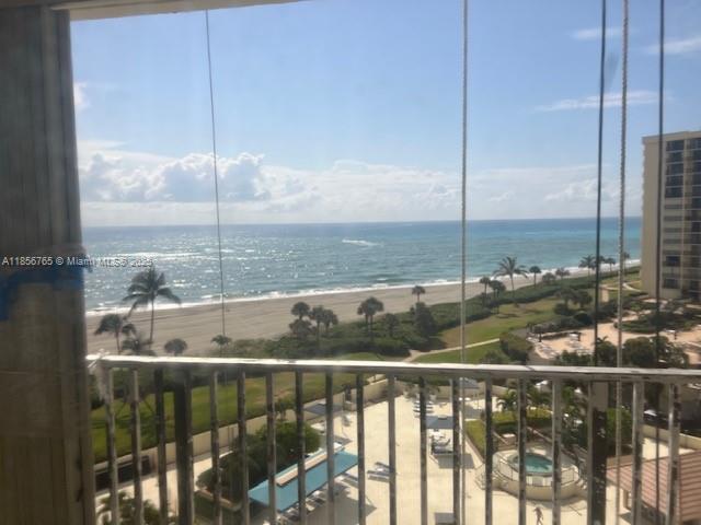 Foto del edificio - 400 Ocean Trail Way