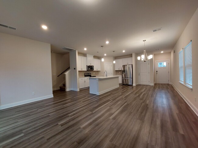 Building Photo - 824 Arrington Wy