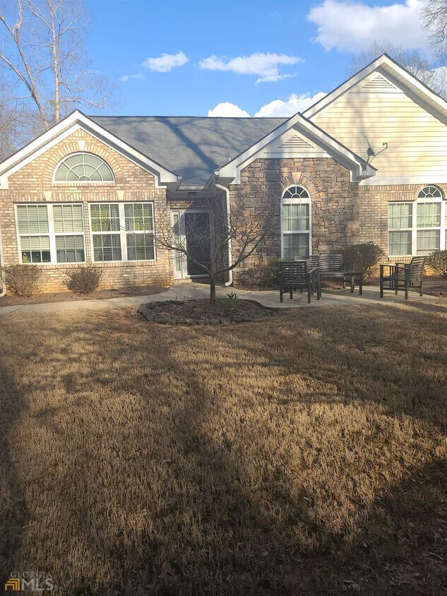 Foto principal - 4857 Shae Ct