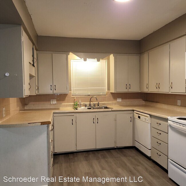 Building Photo - 3 br, 2 bath House - 15278 St. Charles Street