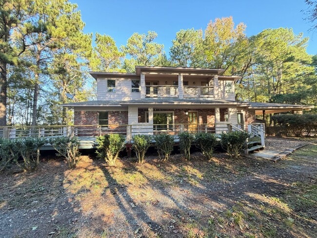 Building Photo - 5 Bed 3 Bath Home in Ruston