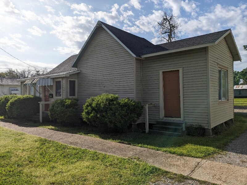 518 E Cedar St, Crowley, LA 70526 House Rental in Crowley, LA