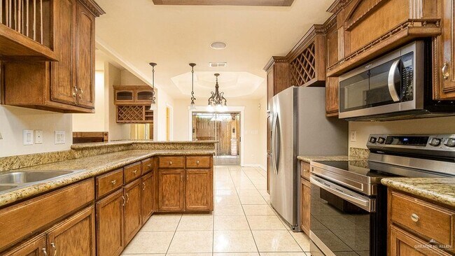 Foto del edificio - 22 Hill Country Rd