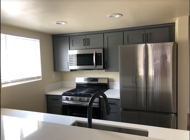 Foto del edificio - 2455 Corinth Ave