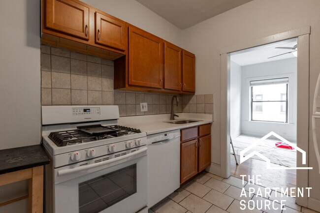 Foto del edificio - 3528 N Broadway