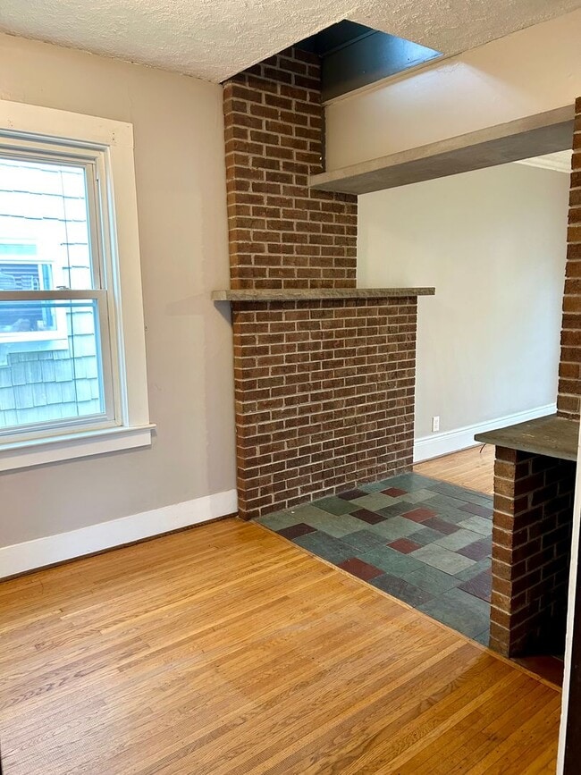 Building Photo - 3 Bedoom SIngle Family - 14620 Zip - South Ave & Elmwood Area