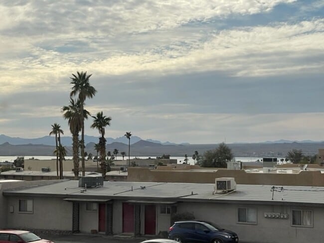 Building Photo - Fully Furnished 2 bedroom 2 bath long term...