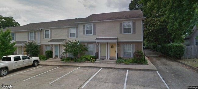 Building Photo - 620 N Jefferson