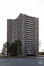 Building Photo - Forest Park Circle