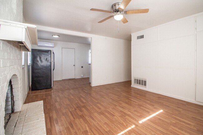 Foto del edificio - Great 3 Bedroom 1 Bathroom House