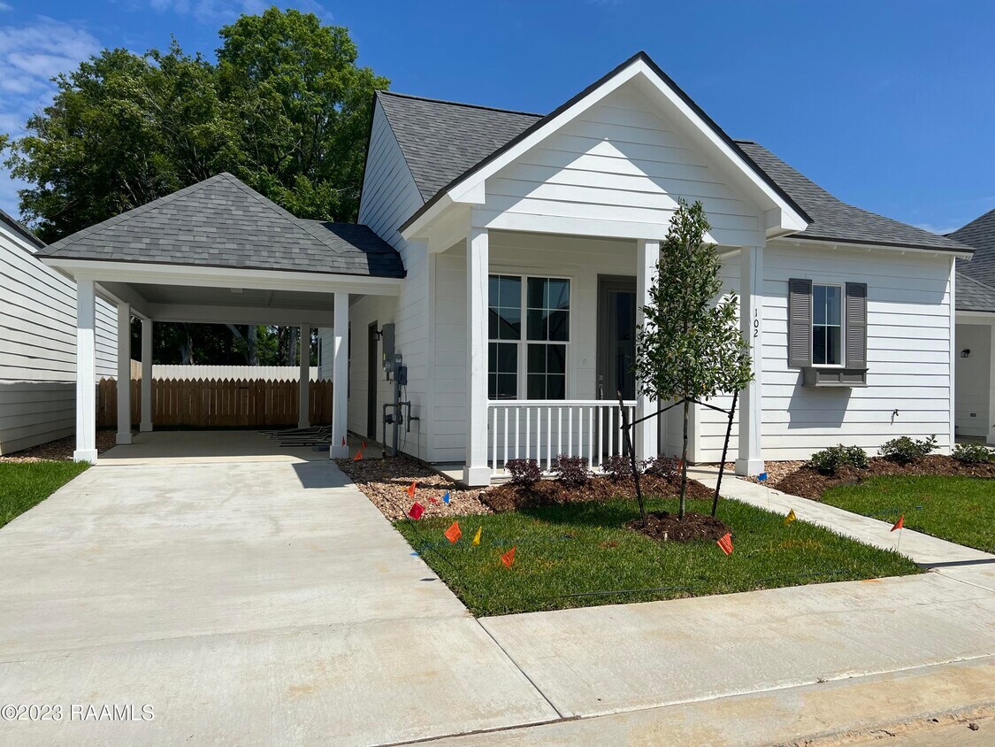 Foto principal - 102 Satsuma Dr