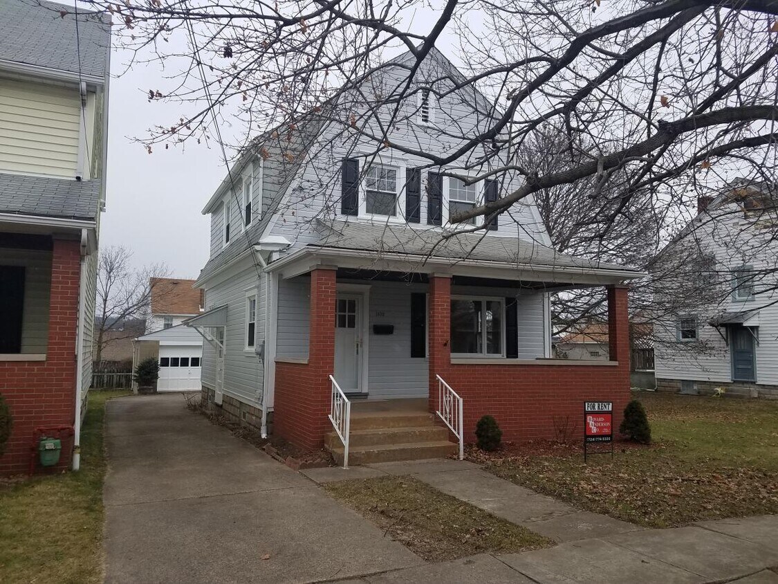 1932 McLean St, Aliquippa, PA 15001 House Rental in Aliquippa, PA