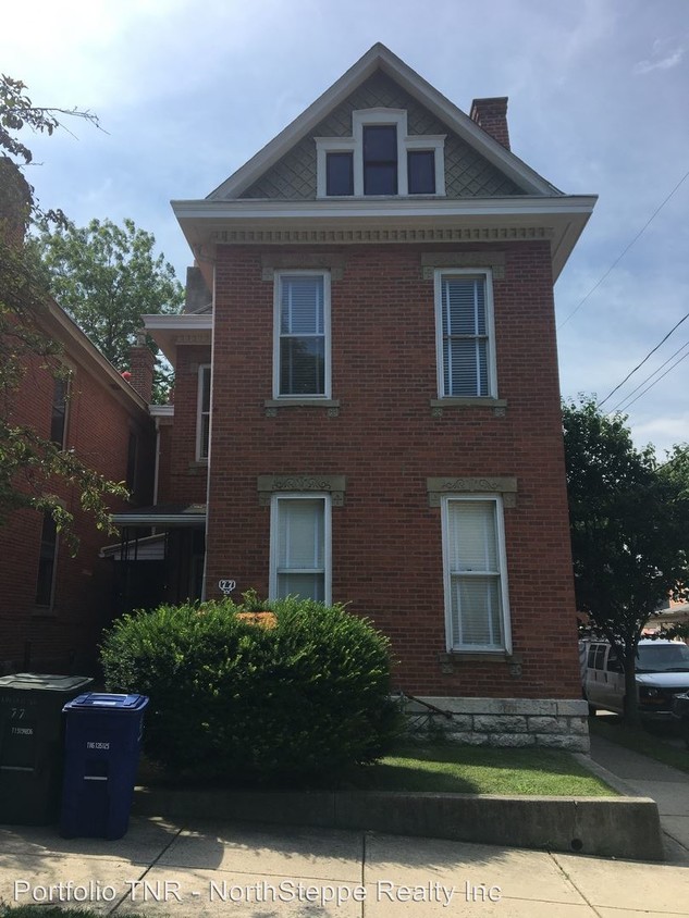 Primary Photo - 77 E Lincoln St