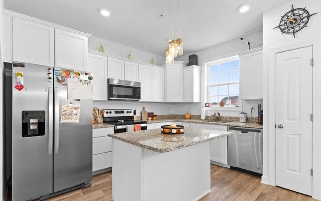 Building Photo - Dallastown Schools! Beautiful 3 Bedroom, 2...