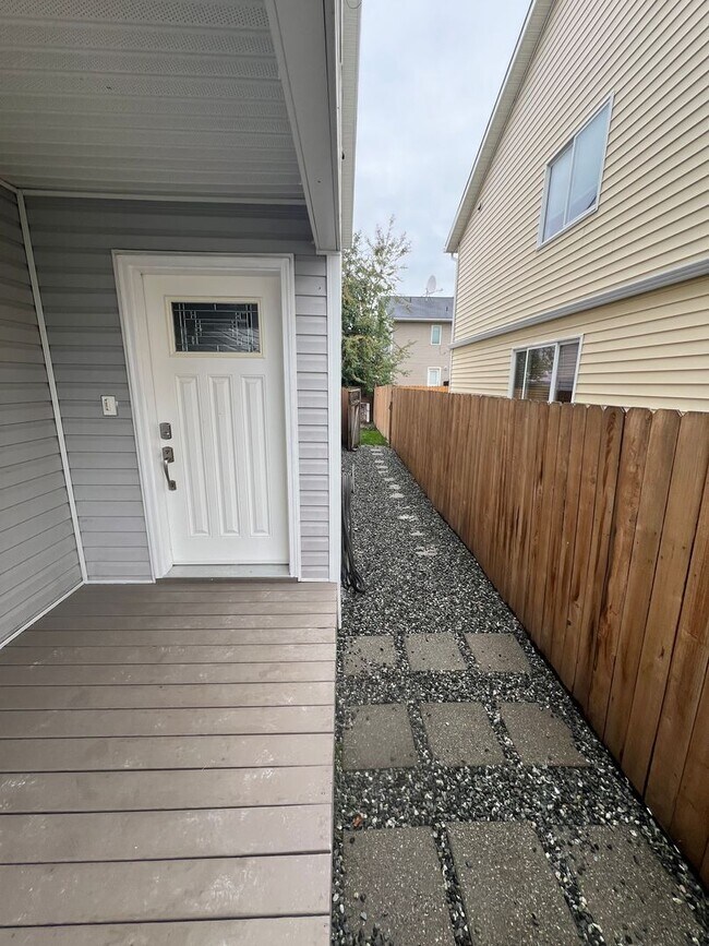 Building Photo - 5603 Alora Loop