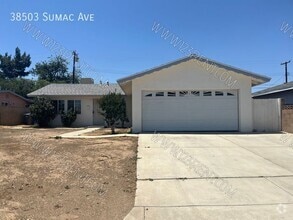 Building Photo - 38503 Sumac Ave