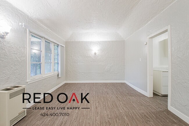 Foto del edificio - 2360 W 18th St