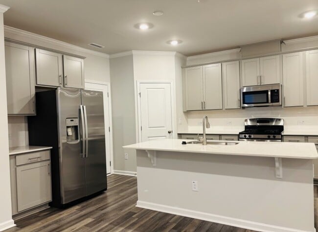 Foto del edificio - 303 Aster Bloom Ln