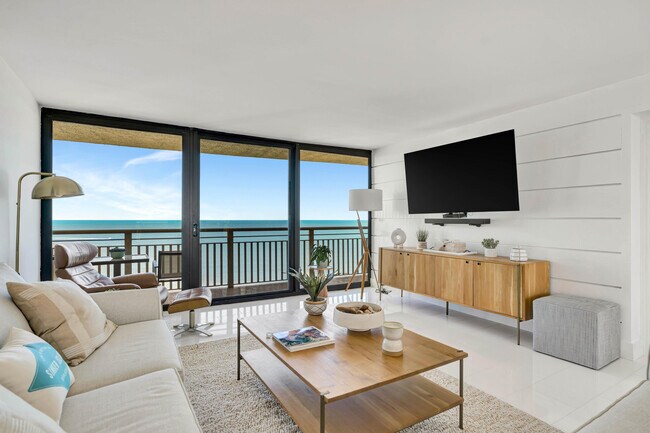 Building Photo - 3000 N Ocean Dr