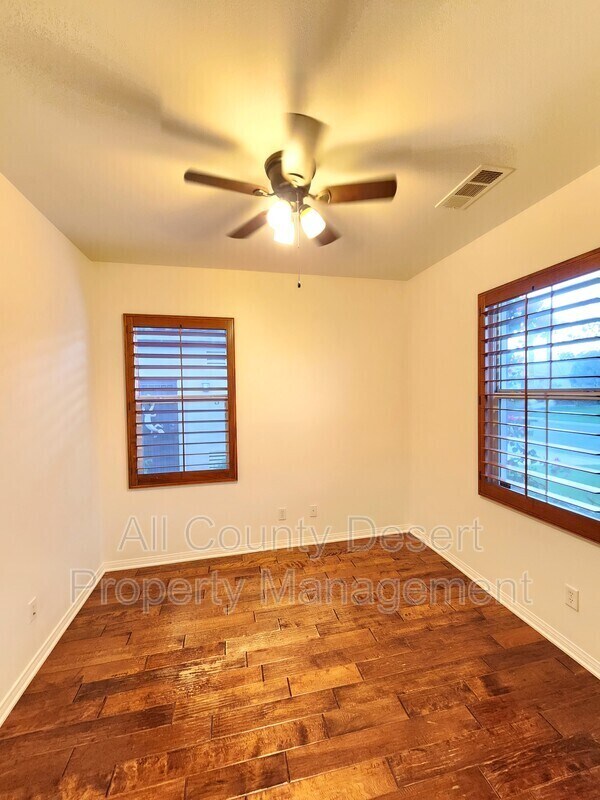 Foto del edificio - 49568 Minelli St