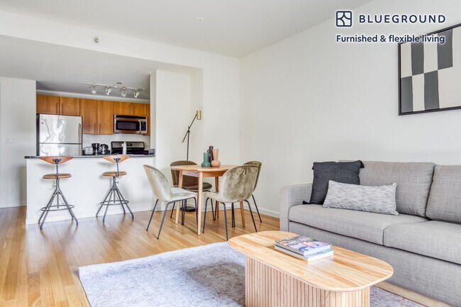 Foto del edificio - 4-75 48th Avenue-SI FL4-ID690