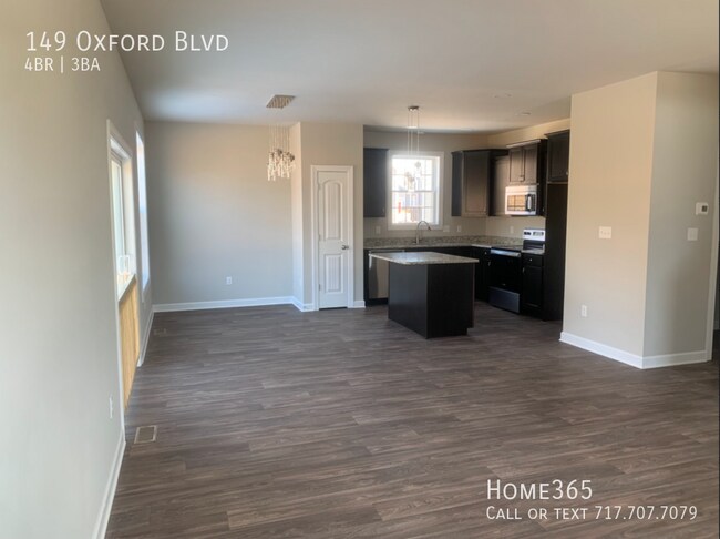 Building Photo - RARE, NEWLY BUILT 4 BEDROOM