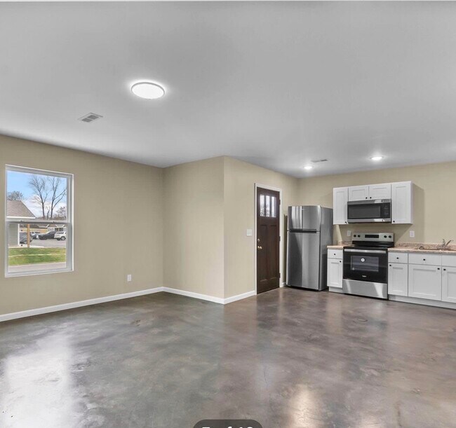 Foto del edificio - 1300 W Mar Elm St