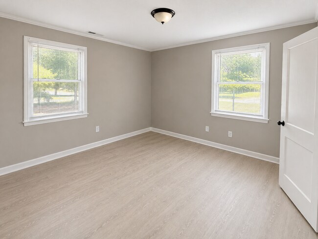 Foto del edificio - 1235 Elmer St