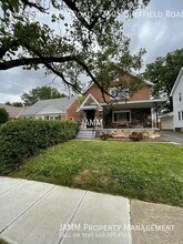 Building Photo - 1405 Sheffield Rd