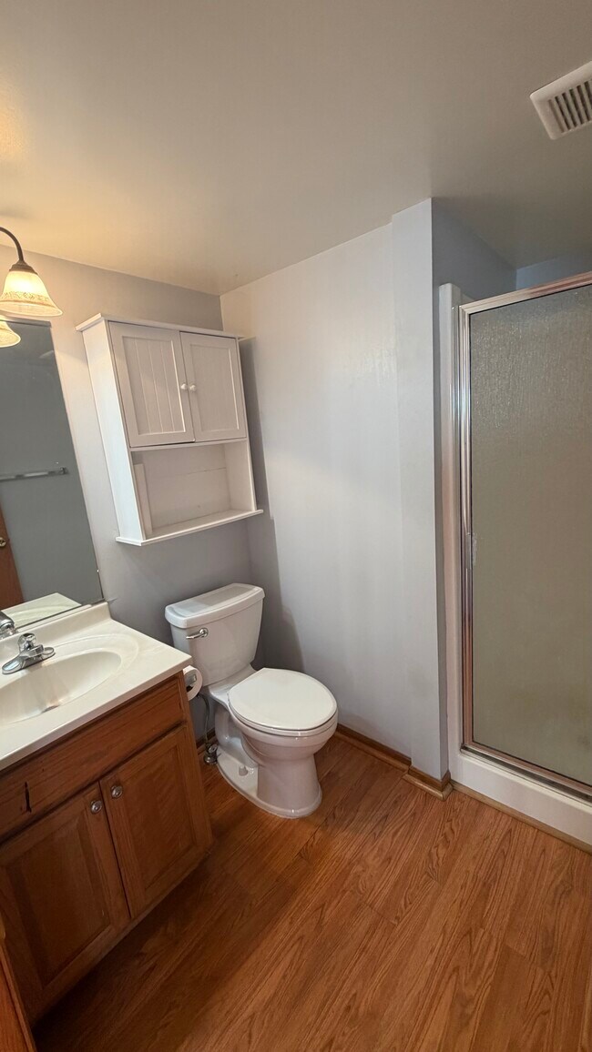 Foto del edificio - 1639 Dogwood Dr