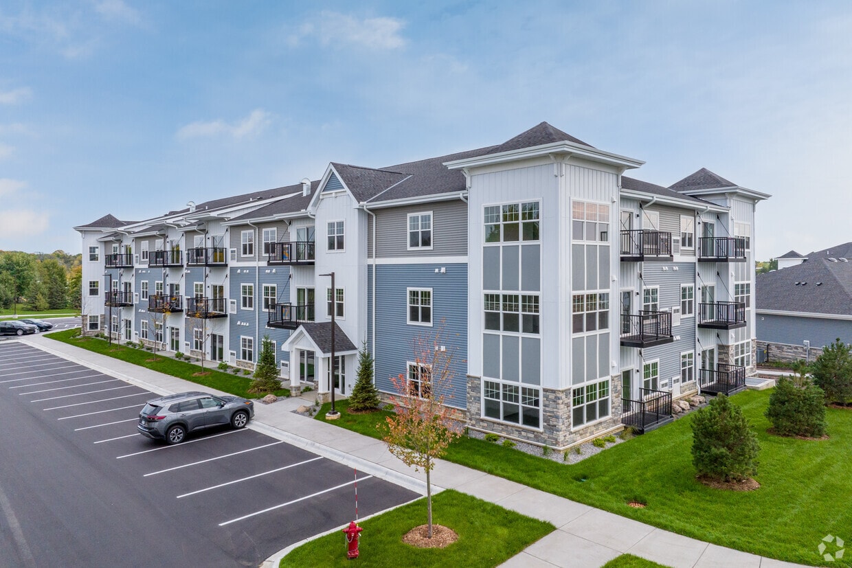 Village at Town Center - St. Michael - 11811 Frankfort Pky Ne