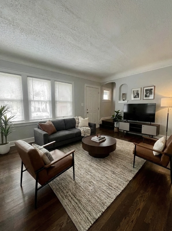 Building Photo - 177 W Rundell St