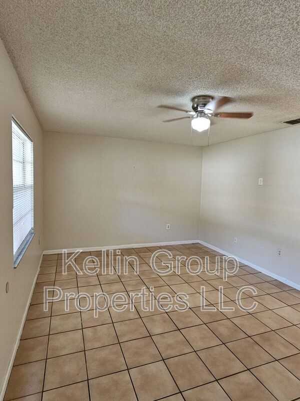 Foto del edificio - 2351 Chestnut Hills Dr