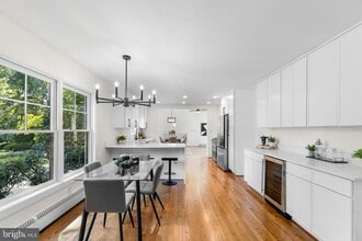 Building Photo - 6353 Crosswoods Dr