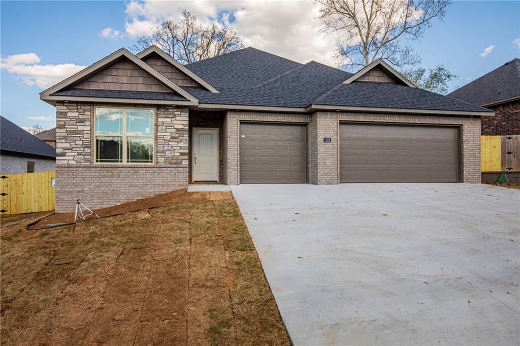 Foto principal - 1102 Hickory St