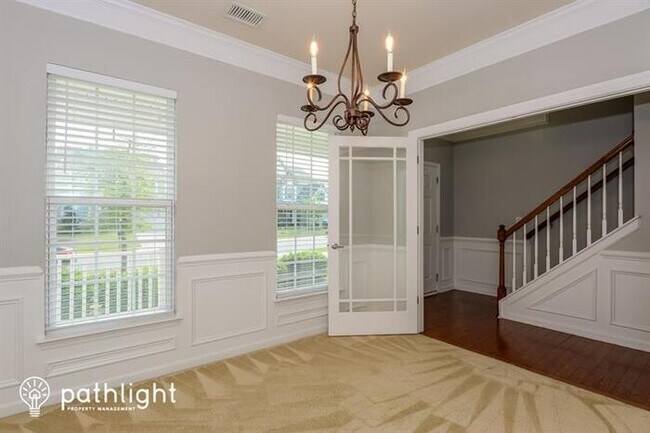 Building Photo - 10515 Shanon Darby Lane, Charlotte, NC, 28214