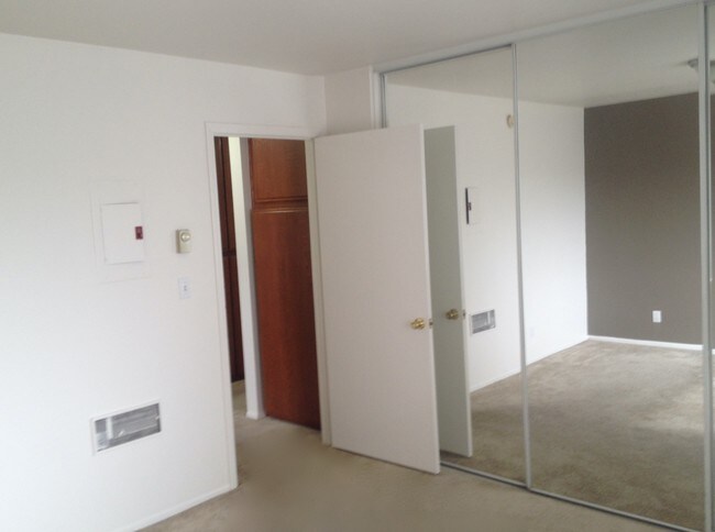 Bedroom with large closet - 1337 S Gaffey St