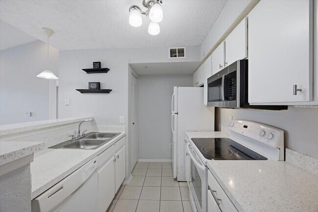 Photo - 2212 Grand Cayman Court Unit 1633 Apartment